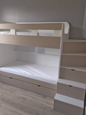 КРОВАТЬ ДВУХУРОВНЕВАЯ